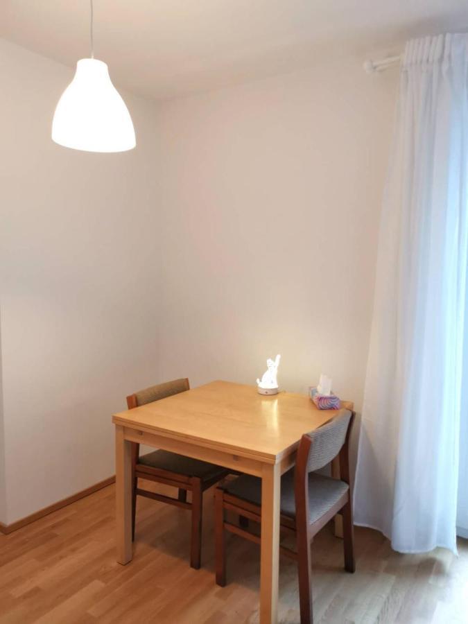 Gemuetliches In Geraeumiger Gemeinschaftswohnung Appartement Dresde