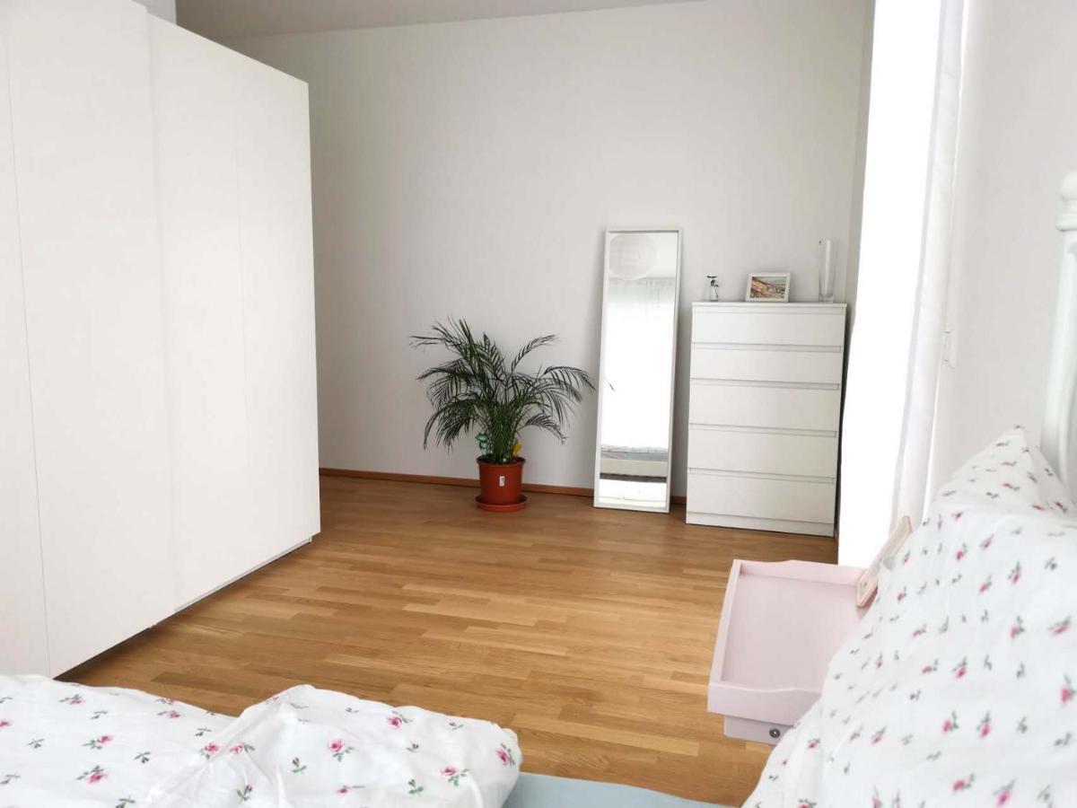 Appartement Gemuetliches In Geraeumiger Gemeinschaftswohnung Dresde